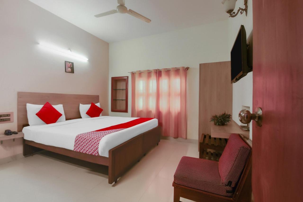 Kaveri Hotel Bed & Breakfast Mysore Exterior foto