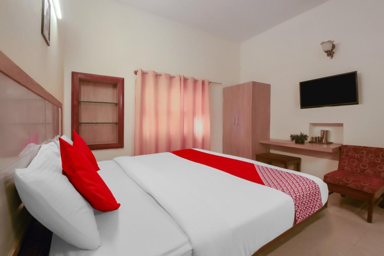 Kaveri Hotel Bed & Breakfast Mysore Exterior foto